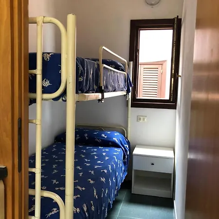 Dea Cupra Village مكان تخييم